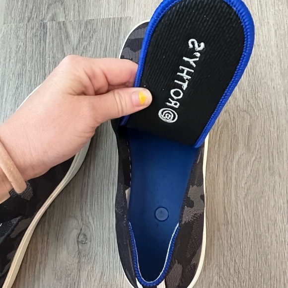 ROTHY'S The Original Slip On Sneaker CAMO 9.5 - Picture 7 of 13